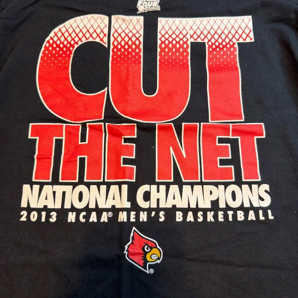 Nike Louisville Cardinals 2013 NCAA National Champions T-Shirt Mens Medium Black